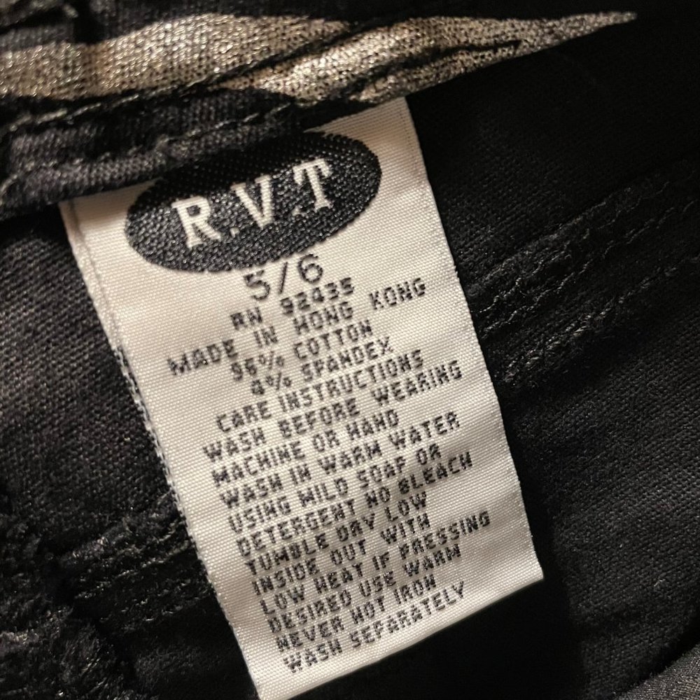 R.V.T Animal Print Stretchy Wax Jeans NWT 5/6 - Picture 4 of 6